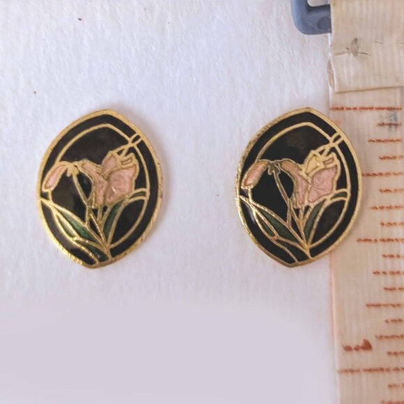 vintage gold-tone art deco lily cloisonne enamel post earrings - Picture 2 of 3